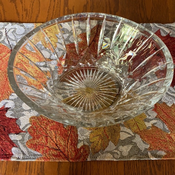 - Beautiful 24%Fine Lead St. George Crystal 11” oval bowl - Picture 2 of 6